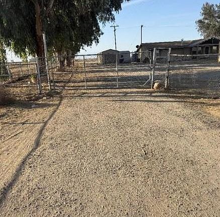 4th image of 33391 7th Standard Rd