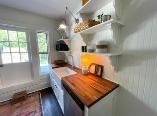 206 Patterson St APT A, Morganton, NC 28655