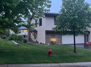 5369 Hyland Pl, Bloomington, MN 55437