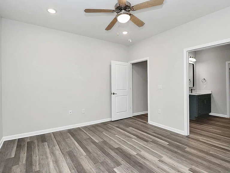 520 Tom Hunter Rd — Photo 38