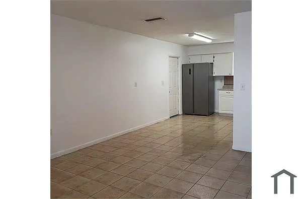 Building Photo - 4907 Temple Heights Rd #B