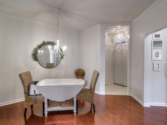 3rd image of 402 Vinings Forest Cir SE #402