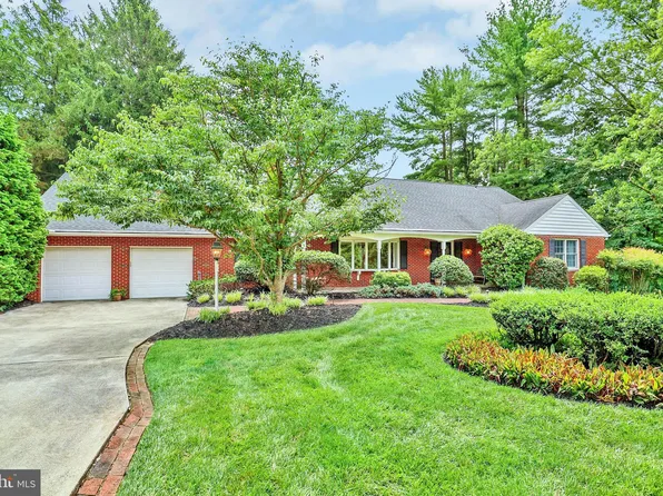 13713 Harcum Rd, Phoenix, MD 21131