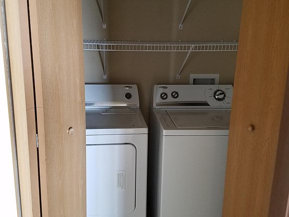 2nd image of 2401 36th St S APT 204
