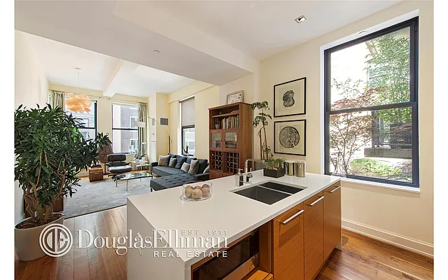 Rented by Douglas Elliman | media 5