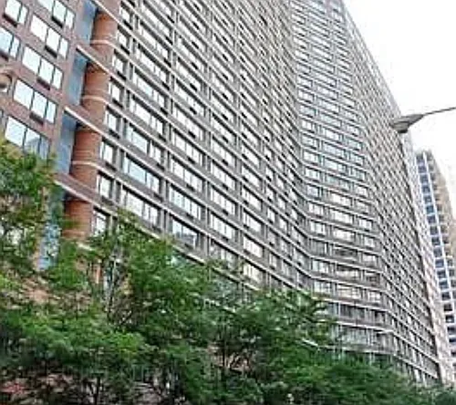 211 E Ohio St #2113 Photo 1