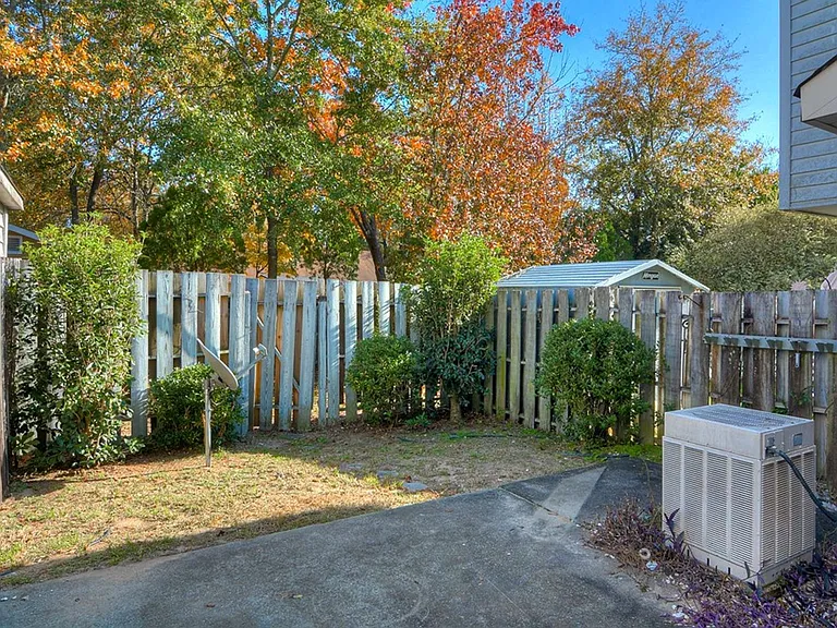 2906 Running Creek Ln — Photo 33