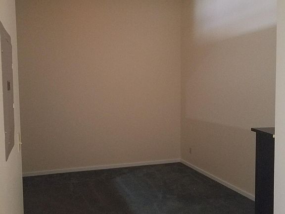 5th image of 3441 Olive St APT 202