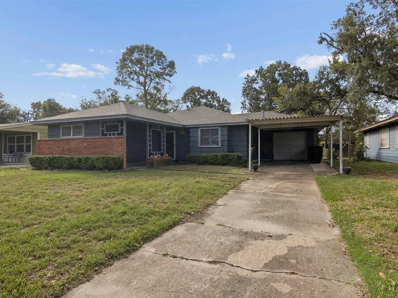 3 bed, 1.0 bath, 1498 sqft, $1,750 — Photo 3