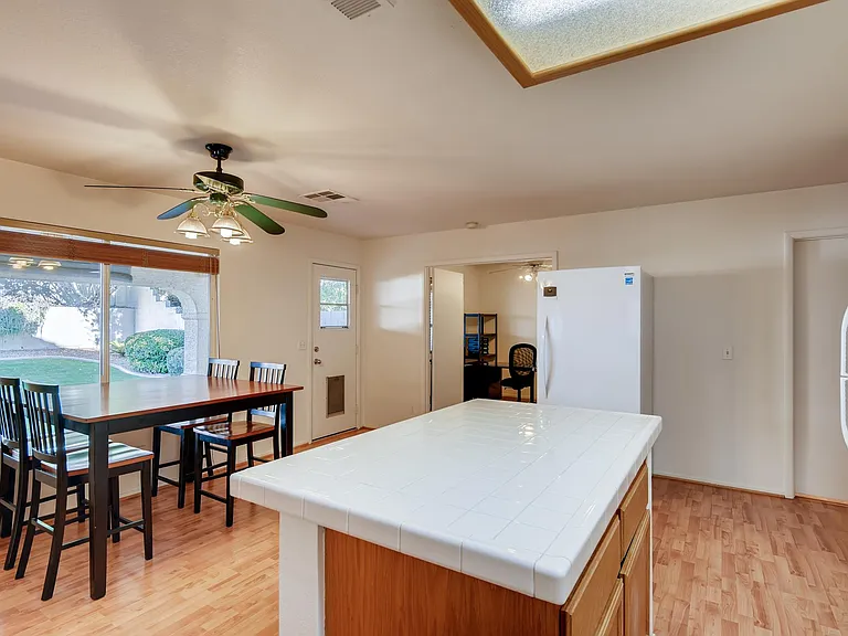 1409 Silk Tassel Dr — Photo 11