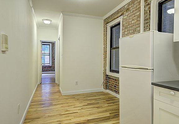2nd image of 409 W 48th St APT 2FW