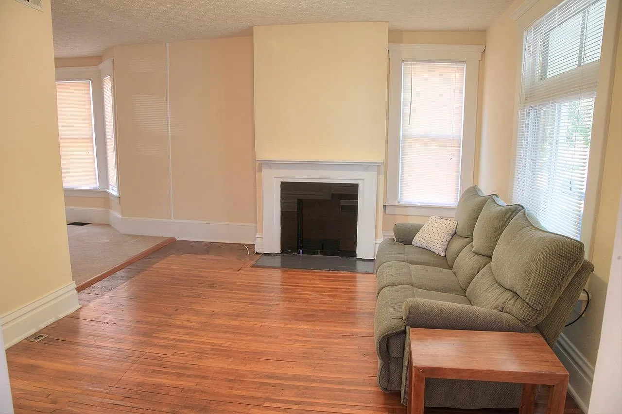 321 E 17th Ave — Photo 4