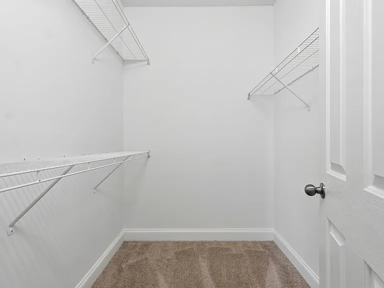 Hawthorne Crestview — Photo 34
