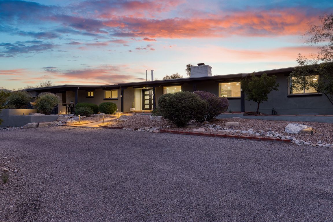 next background image