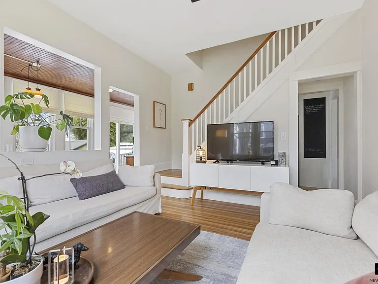 401 Hunter Ave #HOUSE — Photo 13