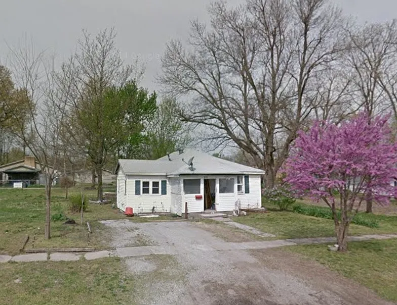 517 North Indiana Avenue — Photo 1
