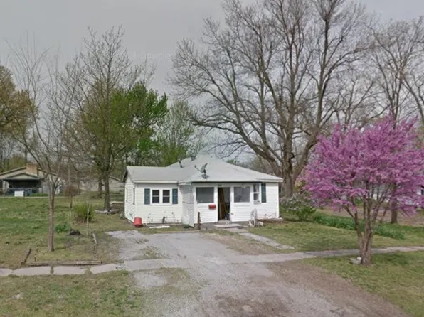 517 N Indiana Ave, Columbus, KS 66725