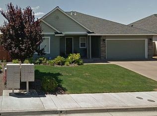 800 S 5th St, Jefferson, OR 97352