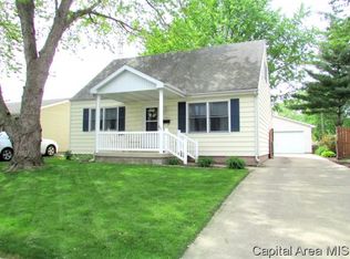 2061 Henley Rd, Springfield, IL 62702