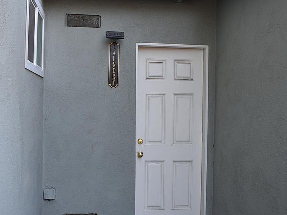 3rd image of 14235 Broadway #14235