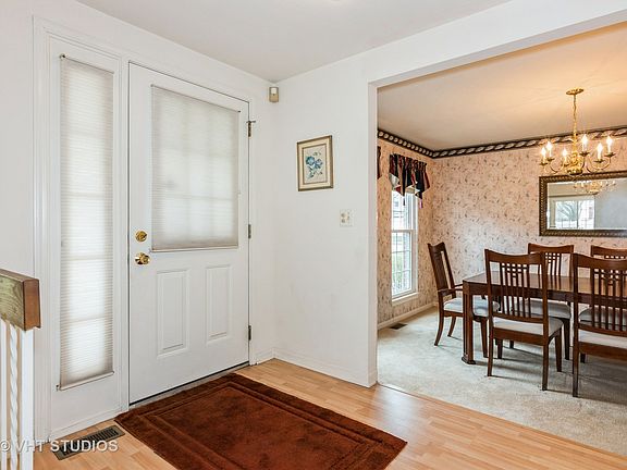 4th image of 111 Whitman Dr
