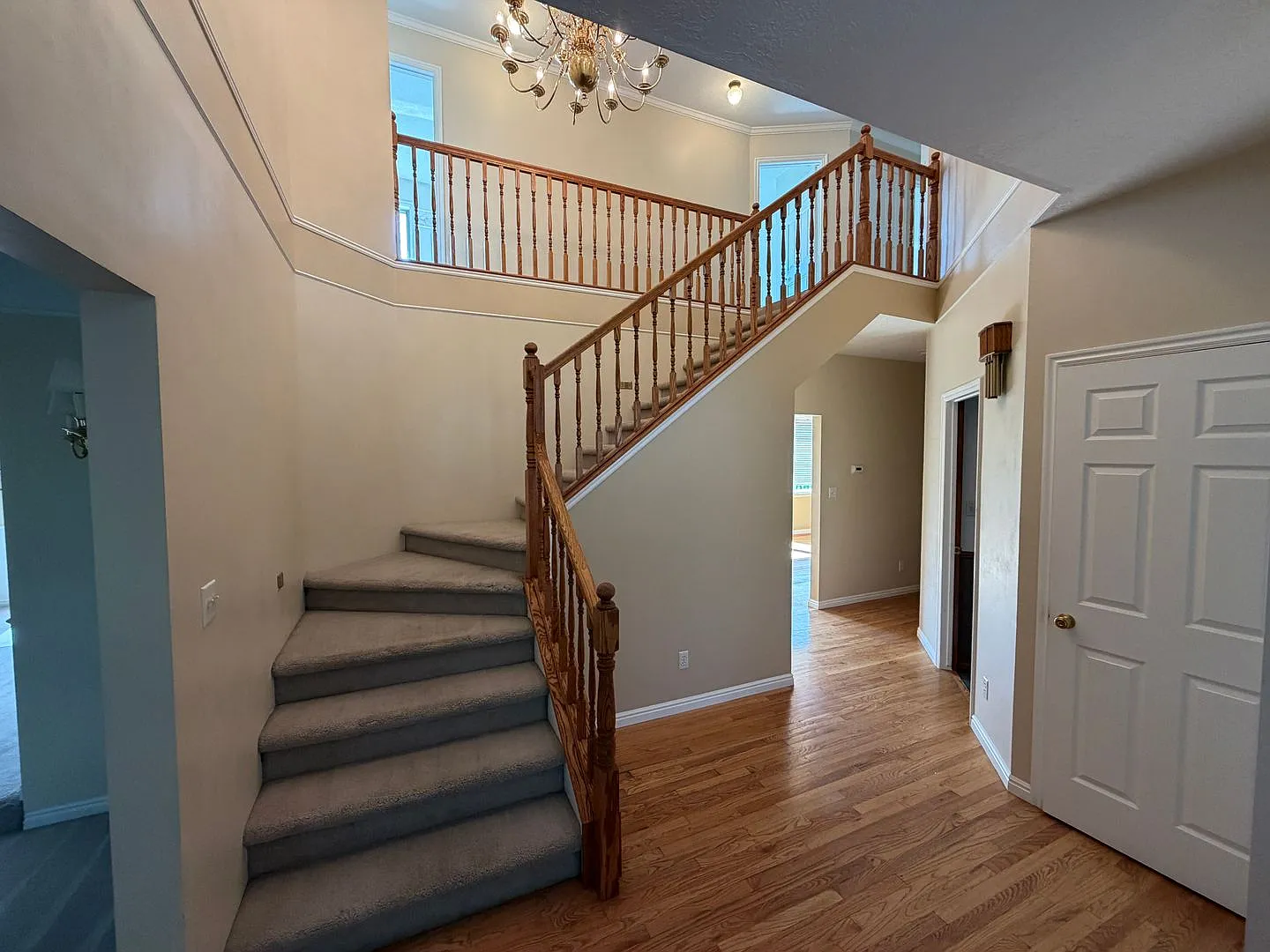 479 S Palisade Dr — Photo 4