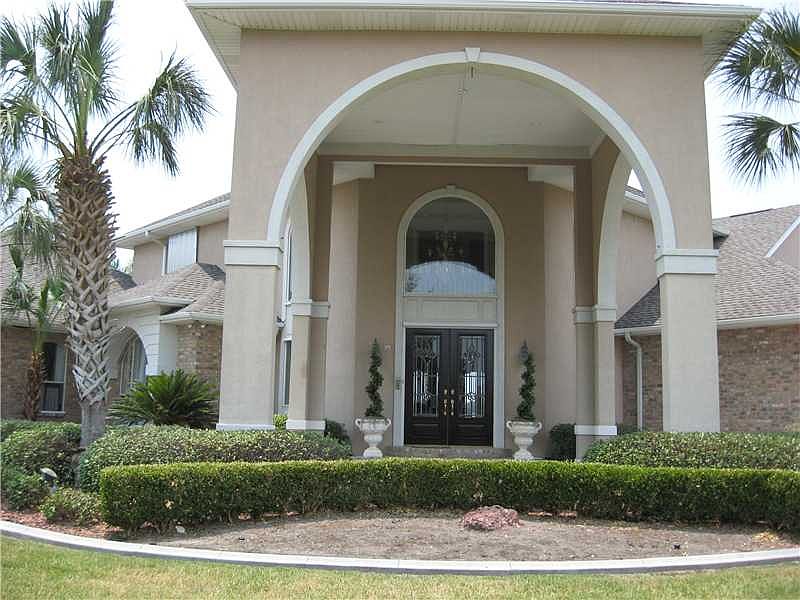 1400 Stonebridge Dr, Gretna, LA 70056 Zillow