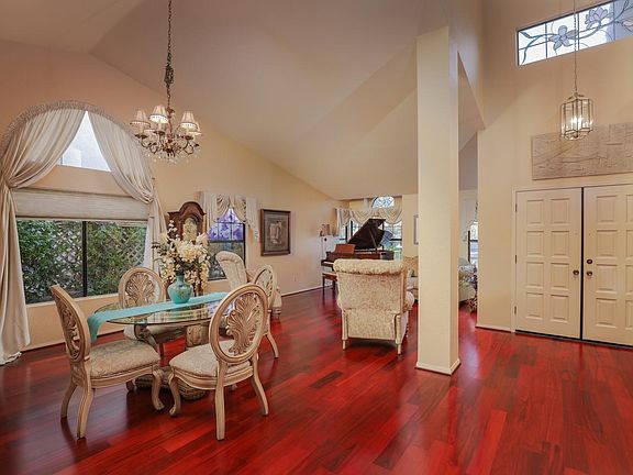 5th image of 2566 Magellan Ln