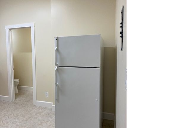 4th image of 1618 Mason St #12