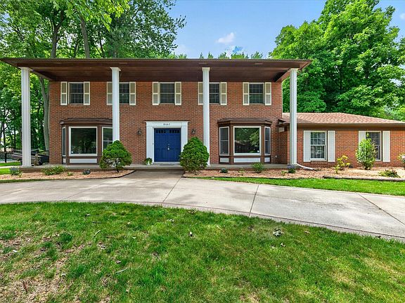 4th image of 8441 Sarah Ln