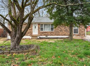 1906 Lynnwood Dr, Columbia, TN 38401