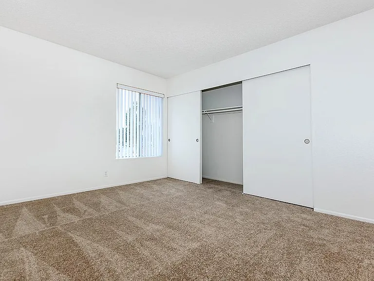 5001 Beach Blvd — Photo 18