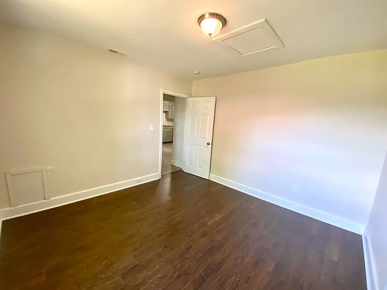 112 Pelfrey St — Photo 21