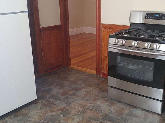 5th image of 21 Harrington Avenue # Fl 1ST