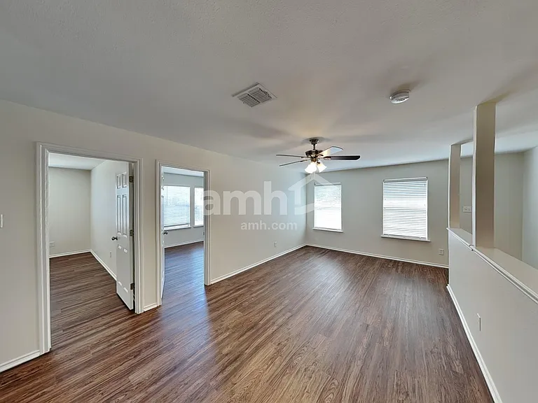 7919 Oak Pointe — Photo 10