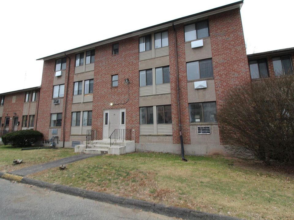 2nd image of 20 Henderson Dr #A
