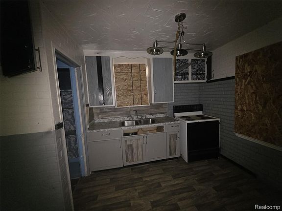 3rd image of 6809 Brimson St