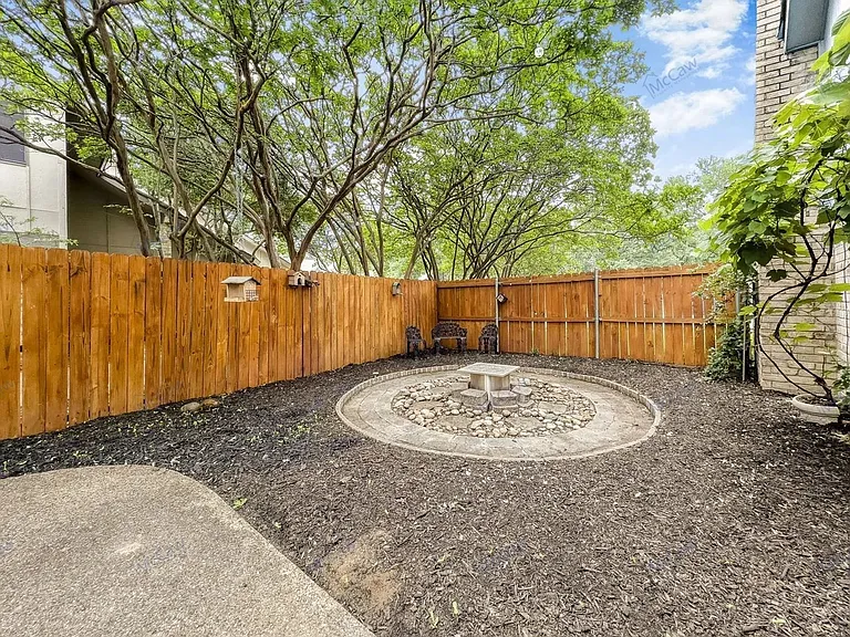 767 Dove Cir — Photo 27