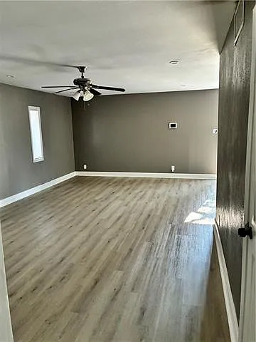 2 bed, 1.5 bath, 1221 sqft, $1,400 — Photo 4