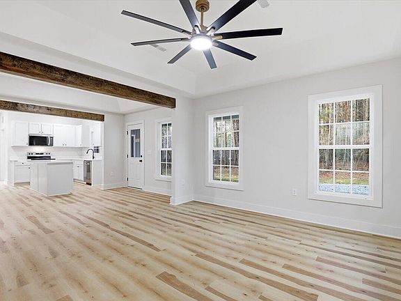 3rd image of 12863 Eagle Ridge Dr