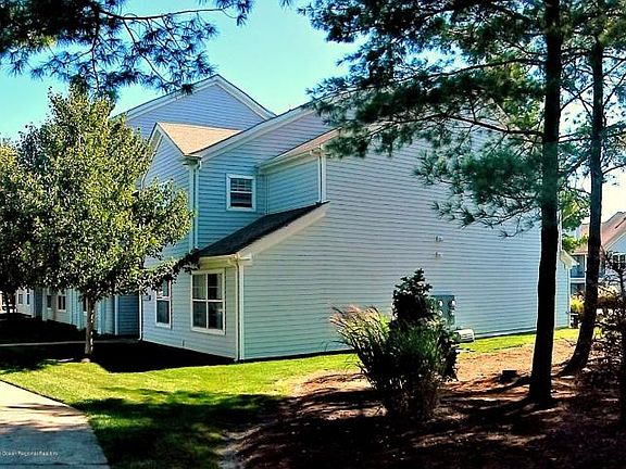 3rd image of 1616 Waters Edge Dr #16B