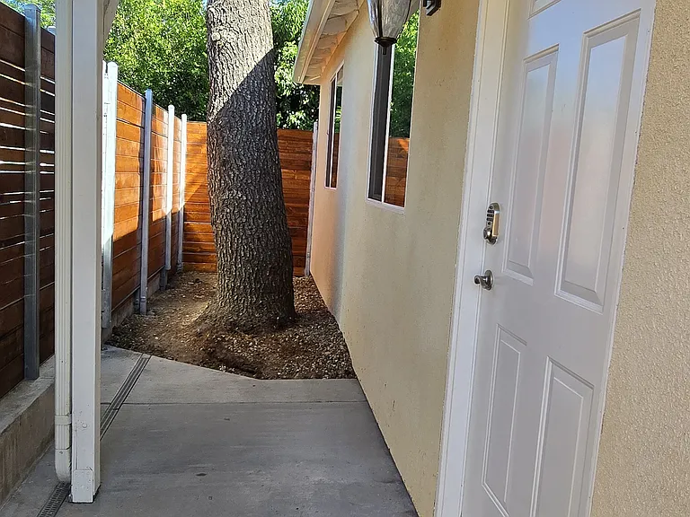 14254 Sayre St — Photo 1