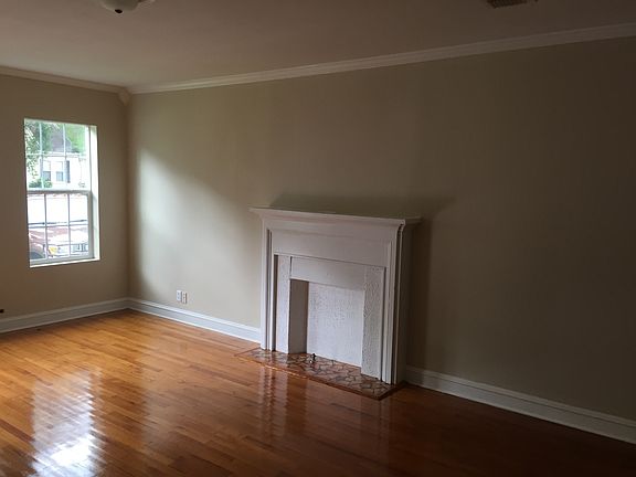 3rd image of 116 Prospect St