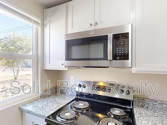 2nd image of 2405 E Saint Vrain St #105