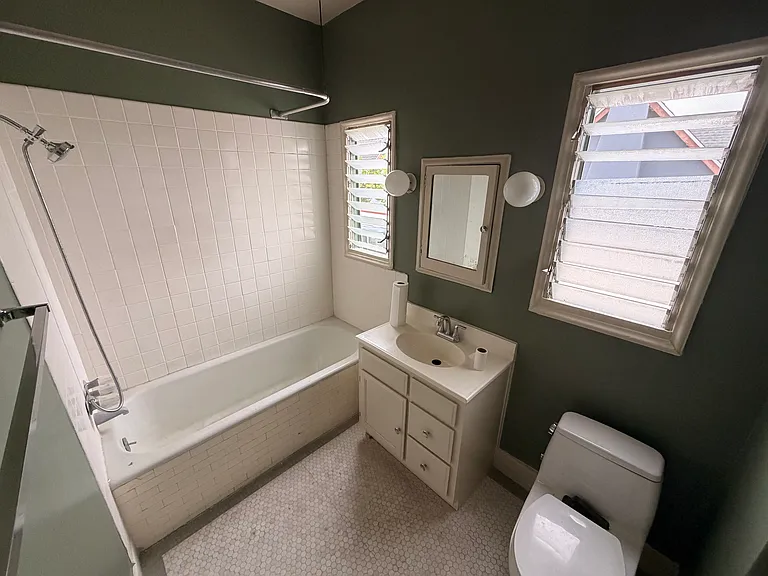 918 E Topeka St #2 — Photo 14