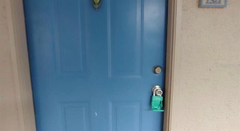 1st image of 7200 Westpointe Blvd APT 1521
