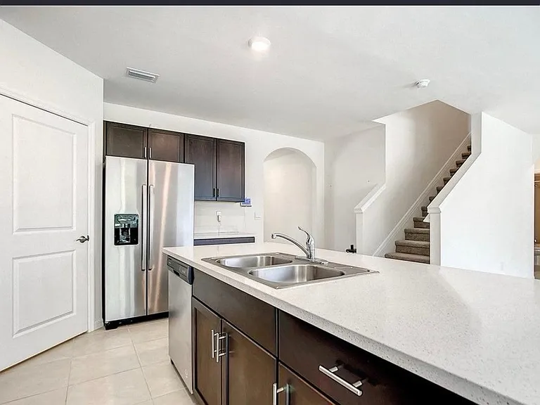 18504 Marlin Kite Ln — Photo 3