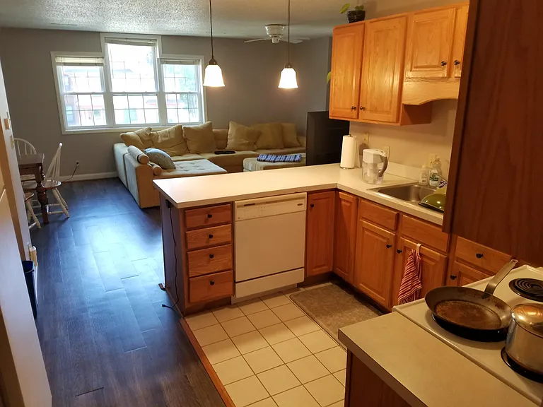 705 Clark Ave #8 — Photo 20