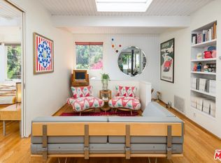 8322 Ridpath Dr, Los Angeles, CA 90046