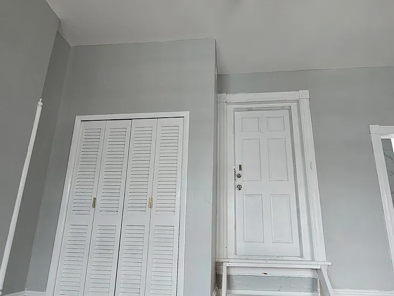 104 W Main St #1 — Photo 1